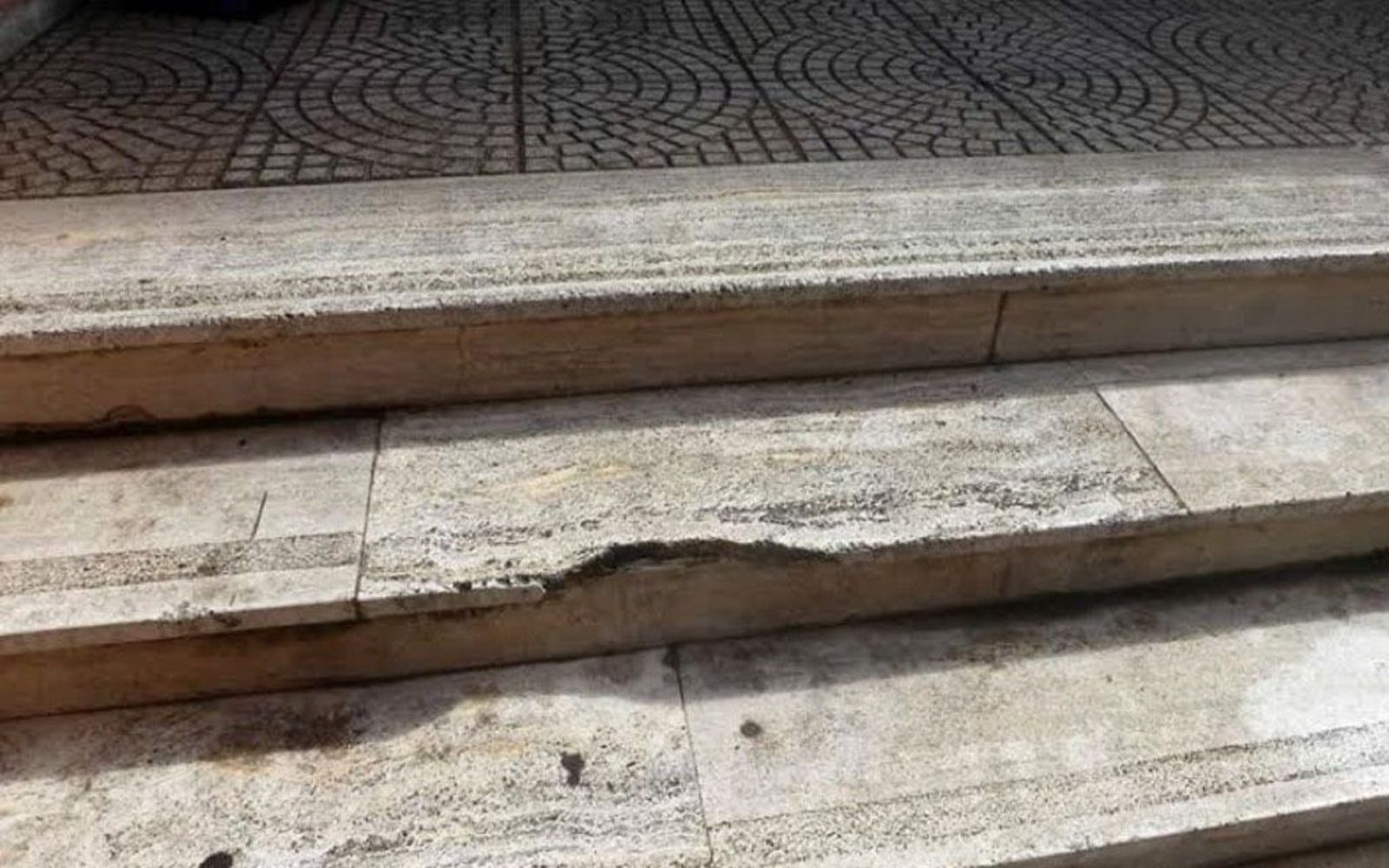 iscrizione contemporanea a due albi professionali