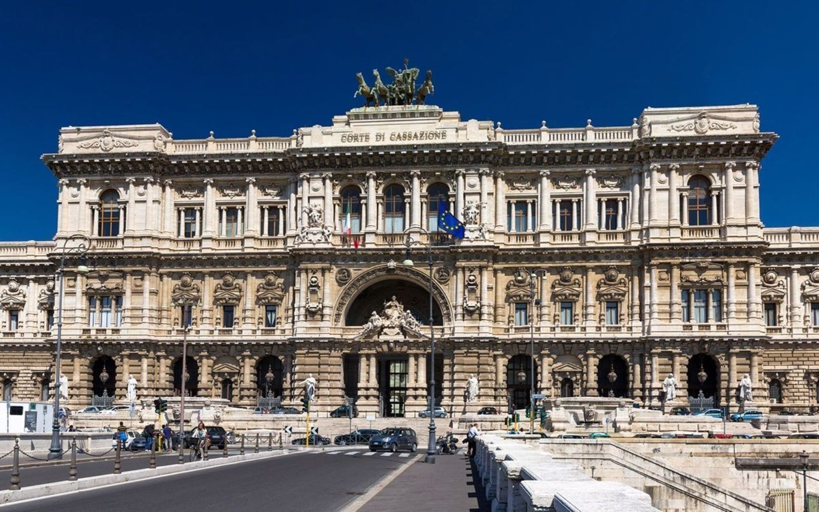 iscrizione contemporanea a due albi professionali