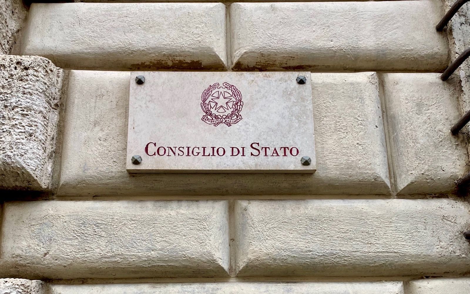 iscrizione contemporanea a due albi professionali