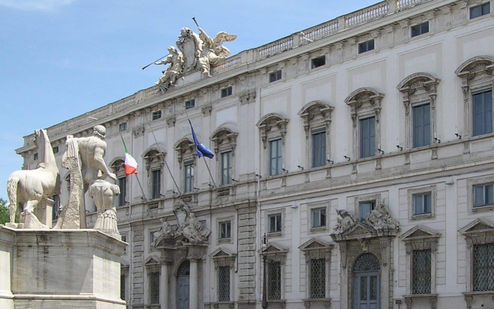 iscrizione contemporanea a due albi professionali