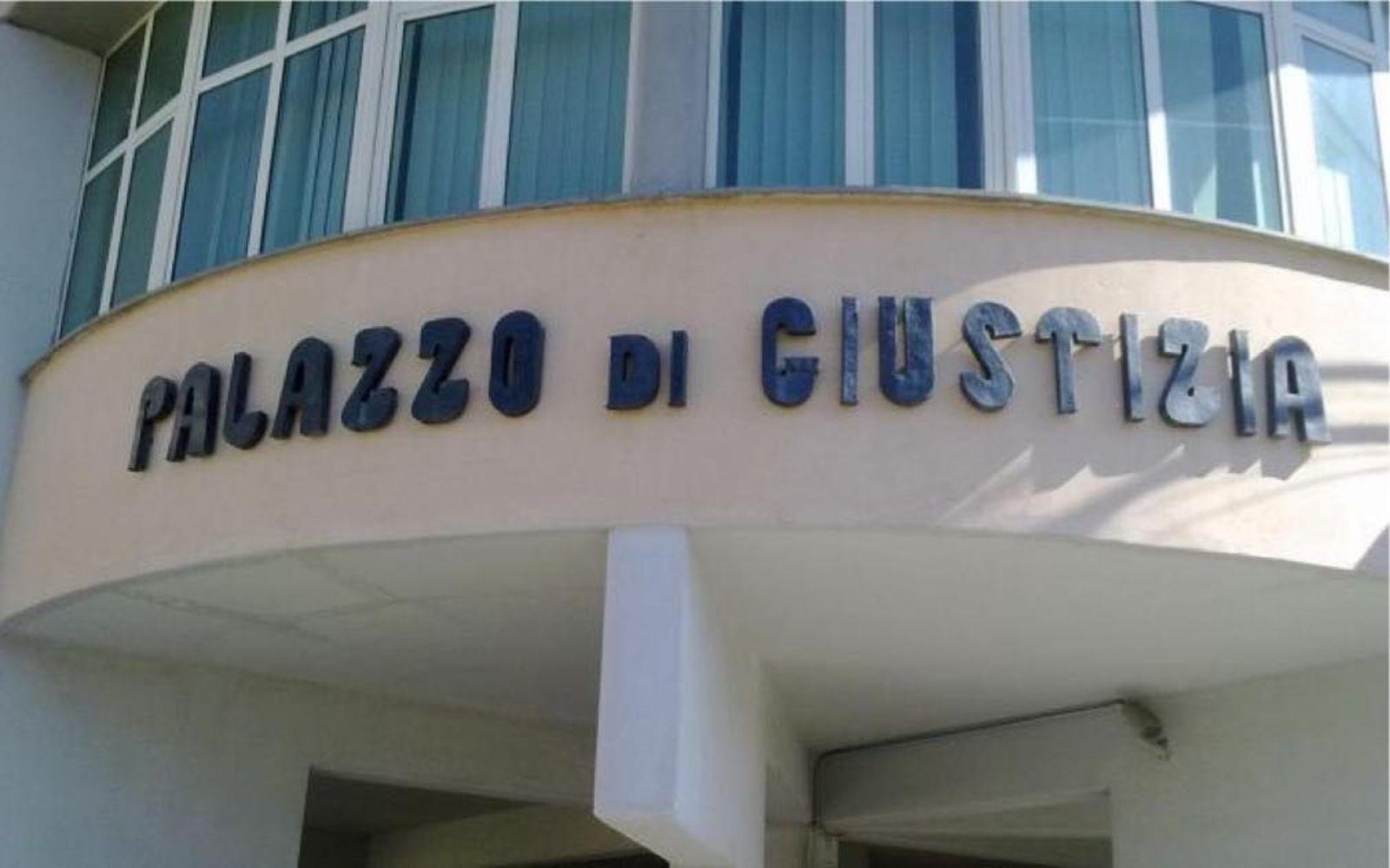 iscrizione contemporanea a due albi professionali