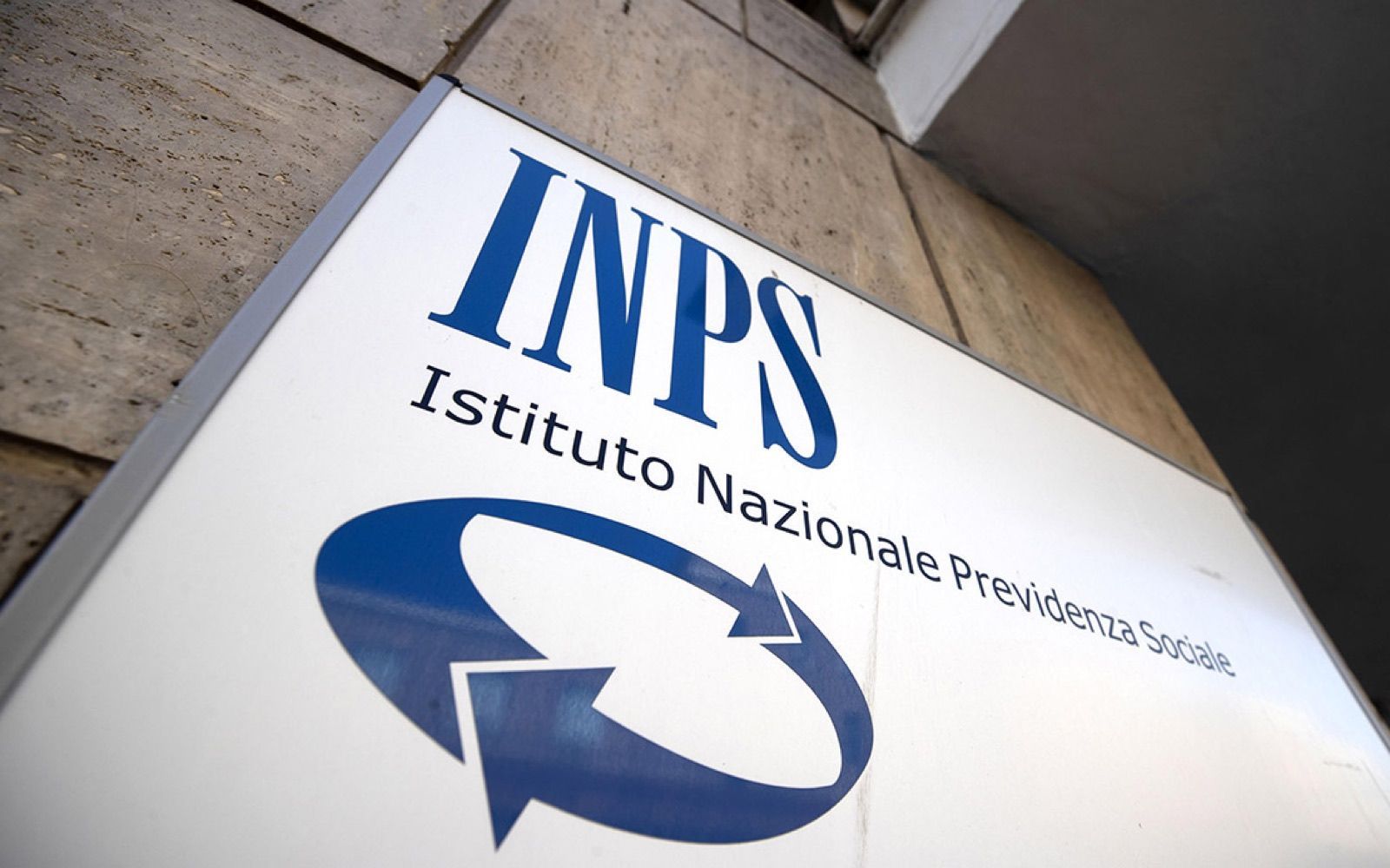 iscrizione contemporanea a due albi professionali