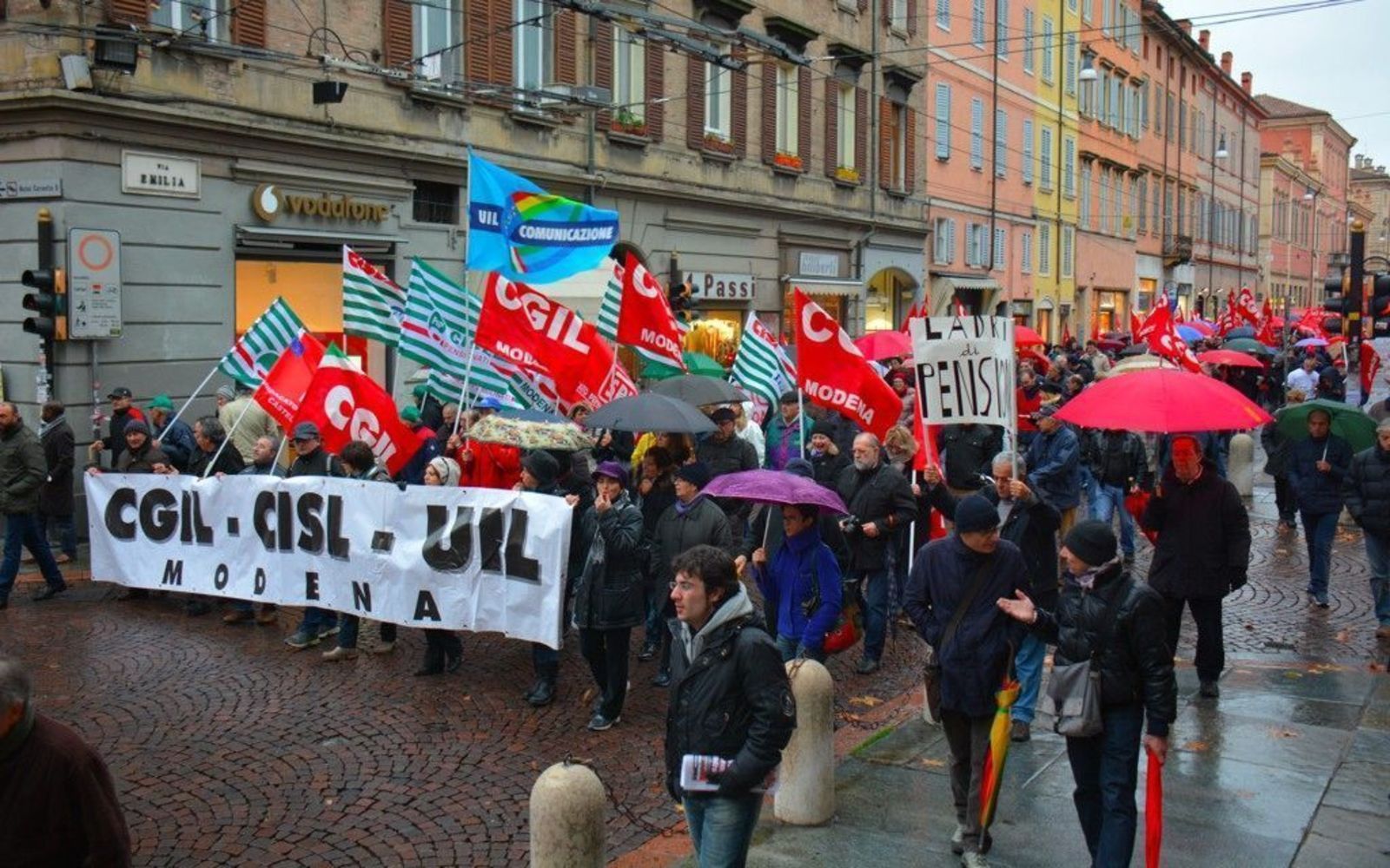 iscrizione contemporanea a due albi professionali